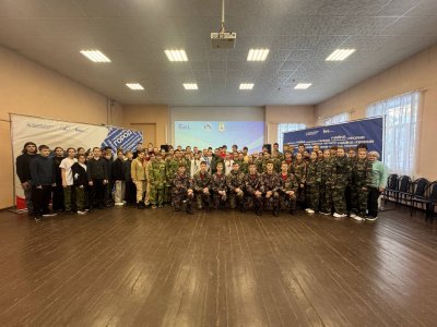 Ветеран СВО Владимир Петрухов провел «урок мужества» для участников спортивно-патриотических сборов «Код доступа: Зима»