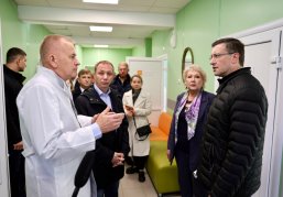 Глеб Никитин проверил качество ремонта в Вачской ЦРБ, которая войдет в состав Окского межрайонного медицинского центра Глеб Никитин проверил качество ремонта в Вачской ЦРБ, которая войдет в состав Окского межрайонного медицинского центра