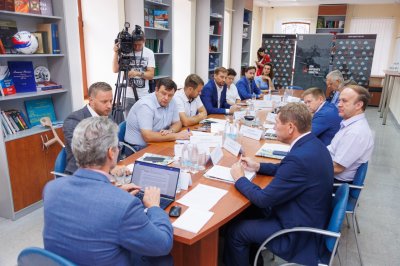 «Обещанная России продуктовая катастрофа оказалась очередным фейком», — Евгений Семенов «Обещанная России продуктовая катастрофа оказалась очередным фейком», — Евгений Семенов