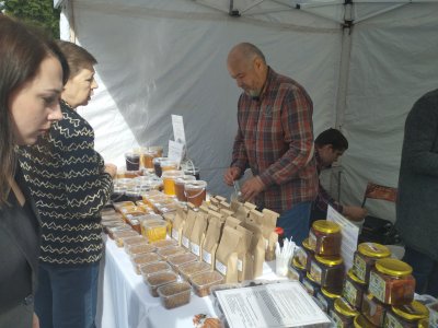 13 ярмарок «Покупайте нижегородское» пройдет в регионе в октябре 13 ярмарок «Покупайте нижегородское» пройдет в регионе в октябре