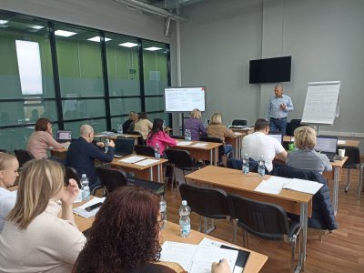 Нижегородские предприниматели приглашаются на вебинар «Час с торговым представителем РФ в Узбекистане»