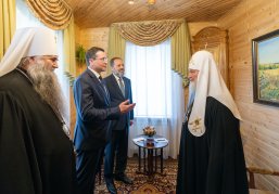 Патриарх Московский и всея Руси Кирилл провел встречу с Игорем Комаровым, Глебом Никитиным и митрополитом Георгием Патриарх Московский и всея Руси Кирилл провел встречу с Игорем Комаровым, Глебом Никитиным и митрополитом Георгием