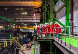 Почти 18 тысяч туристов посетили промышленные экскурсии на заводе в Выксе