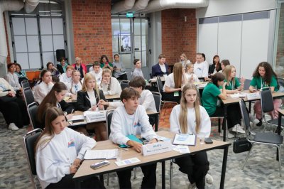 В нижегородских школах провели уроки «Разговоры о важном» на тему 500-летия с начала освоения Северного морского пути