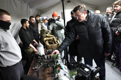 В преддверии Дня защитника Отечества из Нижегородской области в зону СВО отправили более 100 тонн гуманитарного груза