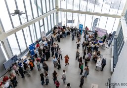 На «Ярмарке профессий» в «Школе 800» юным нижегородцам рассказали, как строить карьеру в эпоху искусственного интеллекта На «Ярмарке профессий» в «Школе 800» юным нижегородцам рассказали, как строить карьеру в эпоху искусственного интеллекта