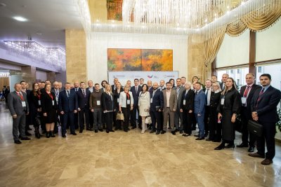 Белорусские и нижегородские химические предприятия обсудили перспективы развития кооперации на «Форуме химиков» в Минске Белорусские и нижегородские химические предприятия обсудили перспективы развития кооперации на «Форуме химиков» в Минске