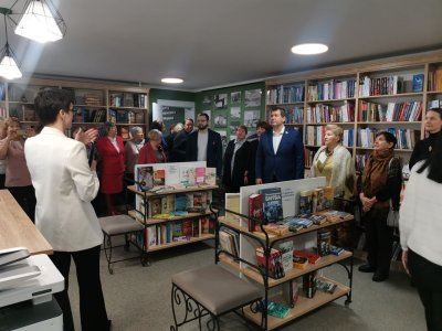 В Выксе открылась новая модельная библиотека «Отчий край» В Выксе открылась новая модельная библиотека «Отчий край»