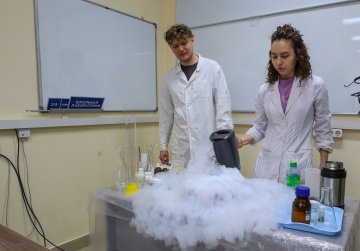 Около 400 нижегородских студентов и школьников приняли участие в мероприятии «День химии: образование, карьера, производство»