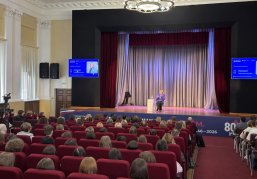 Писатель Елена Вавилова рассказала нижегородским студентам о непростой судьбе разведчика-нелегала