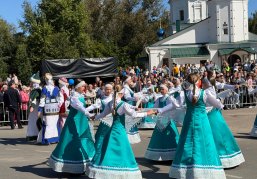 В Балахне состоялся пятый фестиваль «Межнациональный хоровод традиций» В Балахне состоялся пятый фестиваль «Межнациональный хоровод традиций»