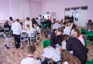 Более 20 школ ДНР приняли участие в новом сезоне программы «Родина» Дома народного единства