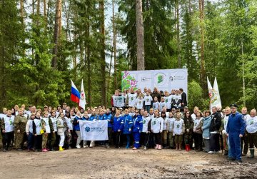 В Арзамасском округе высадили более 17 тысяч сосен в рамках акции «Сад Памяти» В Арзамасском округе высадили более 17 тысяч сосен в рамках акции «Сад Памяти»