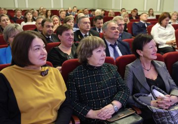 70 педагогов нижегородских вузов получили награды за профессиональные достижения в День преподавателя высшей школы