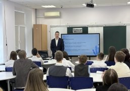 Нижегородских школьников учат защищаться от кибермошенников на уроке «Цифрового ликбеза»