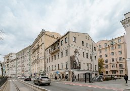 Глеб Никитин принял участие в открытии мурала Евгению Евстигнееву в день 100-летия артиста