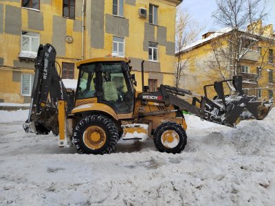 Более двух тысяч дворников чистят нижегородские дворы