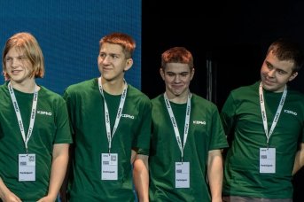 Нижегородские школьники завоевали награды Первой международной олимпиады по физике им. П.Л. Капицы