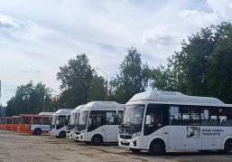 В автобусах Арзамаса устанавливают стационарные терминалы оплаты проезда