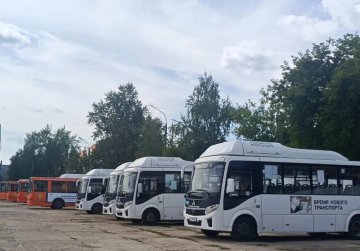 В автобусах Арзамаса устанавливают стационарные терминалы оплаты проезда