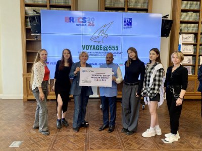 Ратиш Наир посетил Нижний Новгород в рамках проекта Voyage@555 Ратиш Наир посетил Нижний Новгород в рамках проекта Voyage@555