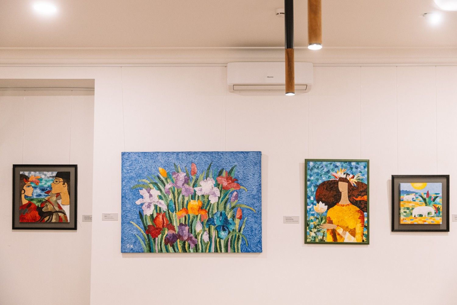 Живопись Наталии Панковой из частных собраний представлена на выставке «Цветное время» в Доме Нижегородской области в Москве