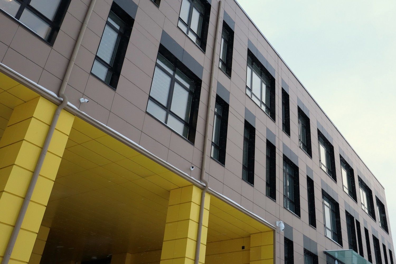 В Нижнем Новгороде завершено строительство школы на 825 мест на улице Украинской