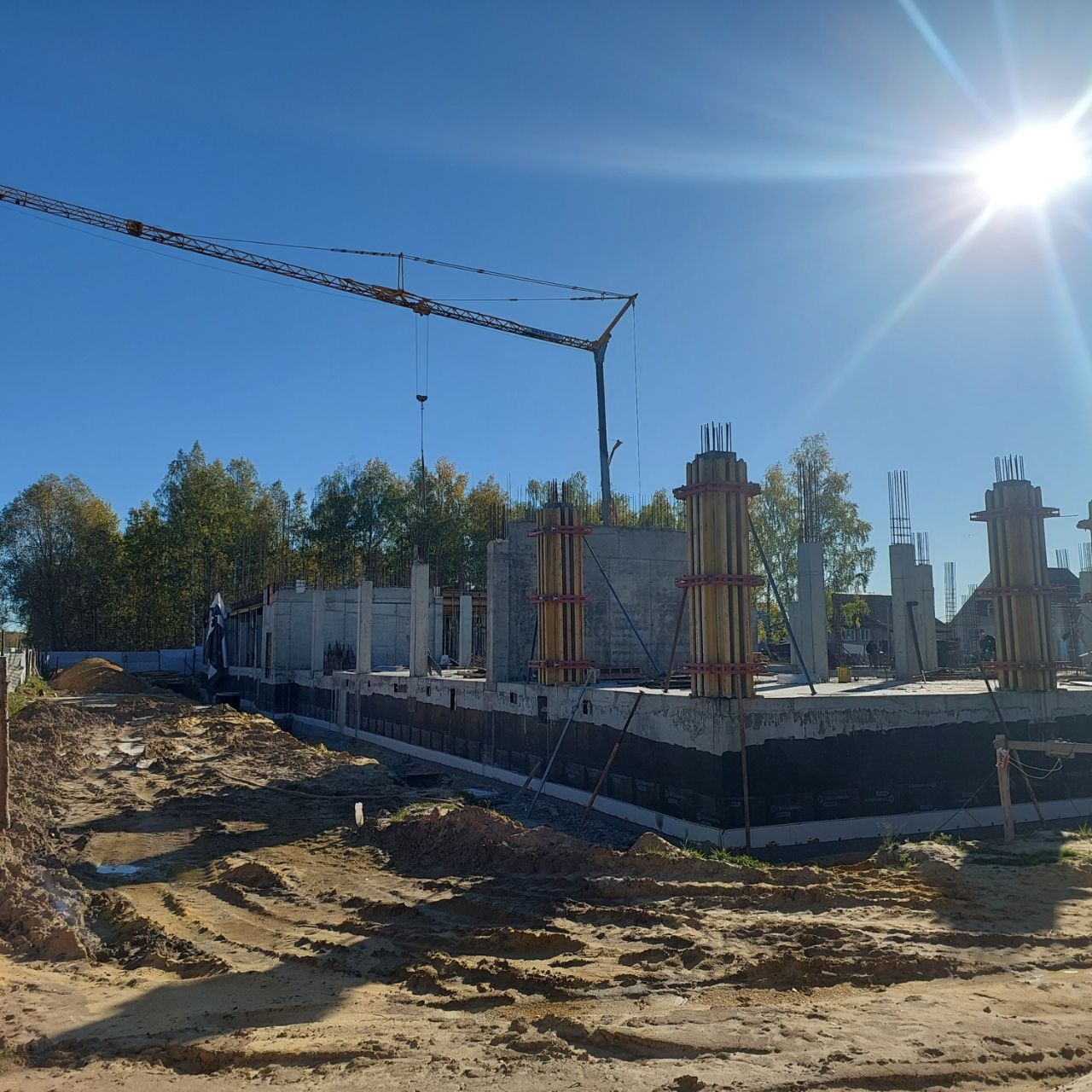 Стадион, водопровод, дороги и тротуары обновлены в р.п. Вознесенское по госпрограмме КРСТ в 2025 году Стадион, водопровод, дороги и тротуары обновлены в р.п. Вознесенское по госпрограмме КРСТ в 2025 году