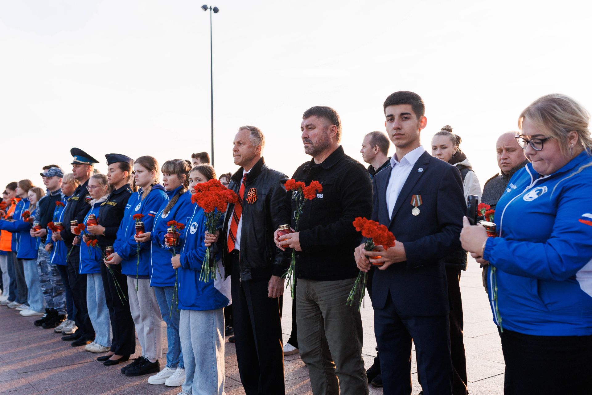 Более 25 тысяч нижегородцев присоединились к памятным акциям в День памяти и скорби Более 25 тысяч нижегородцев присоединились к памятным акциям в День памяти и скорби