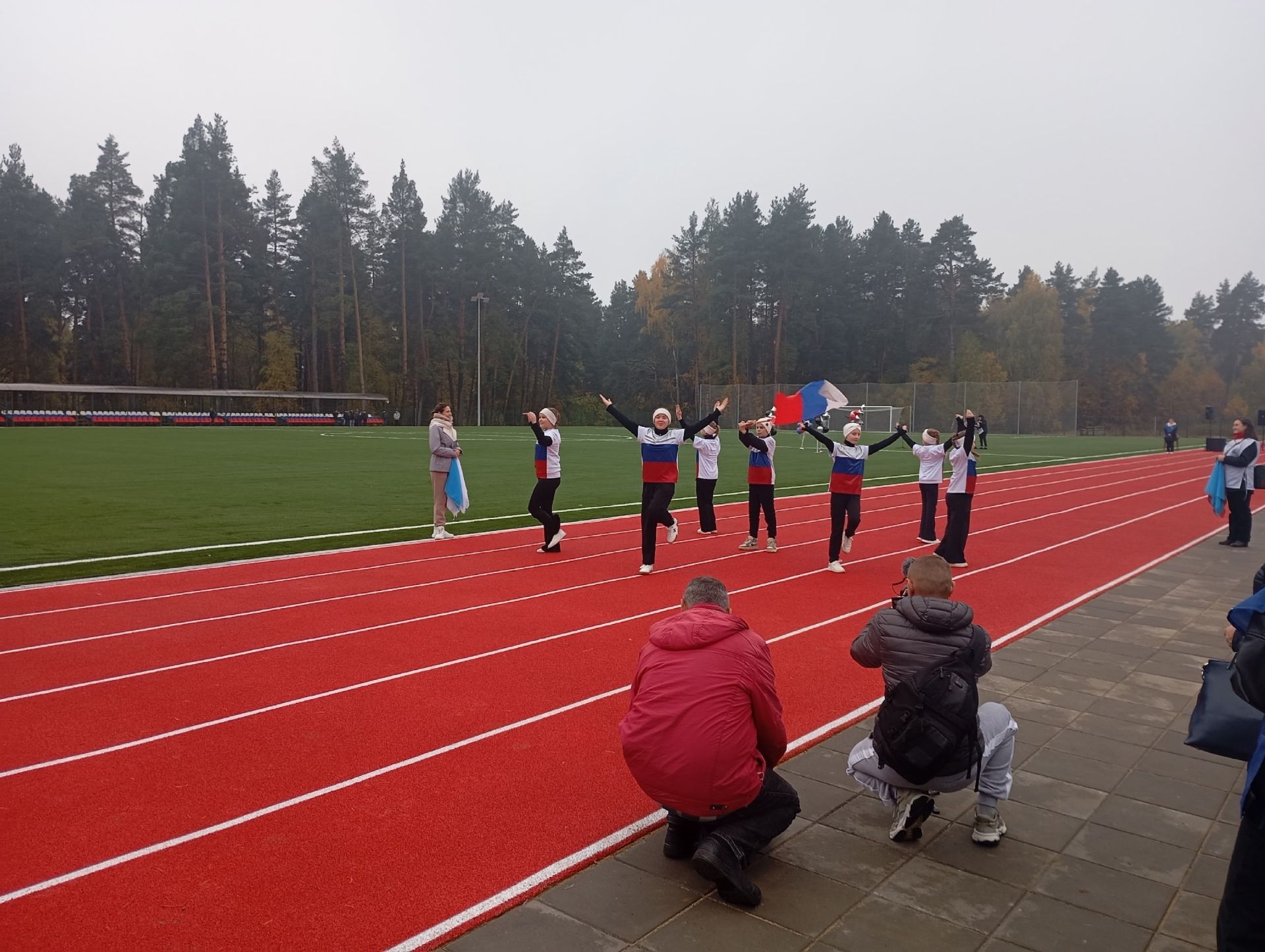 Стадион, водопровод, дороги и тротуары обновлены в р.п. Вознесенское по госпрограмме КРСТ в 2025 году Стадион, водопровод, дороги и тротуары обновлены в р.п. Вознесенское по госпрограмме КРСТ в 2025 году