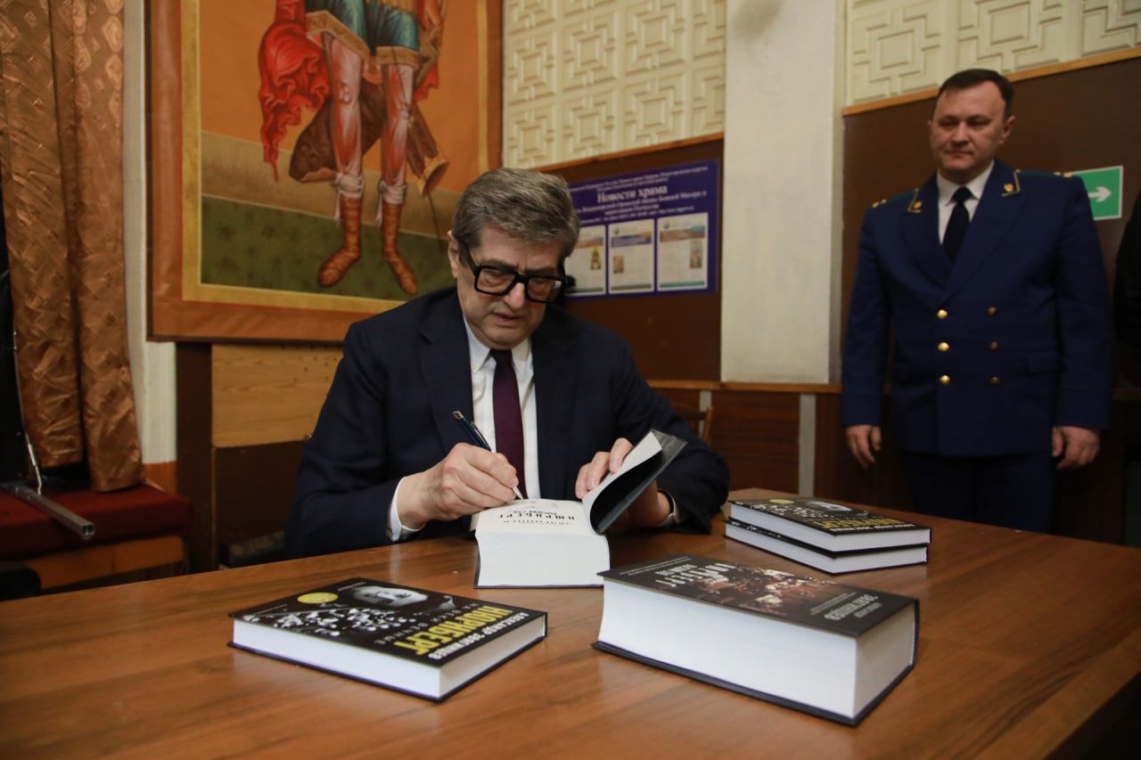 Глеб Никитин принял участие в предпремьерном показе фильма «Нюрнберг» Глеб Никитин принял участие в предпремьерном показе фильма «Нюрнберг»