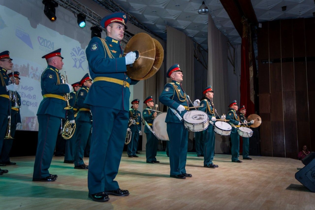 Нижегородские семьи завоевали 12 наград на XVI Форуме-фестивале «Вера. Надежда. Любовь» в Суздале Нижегородские семьи завоевали 12 наград на XVI Форуме-фестивале «Вера. Надежда. Любовь» в Суздале