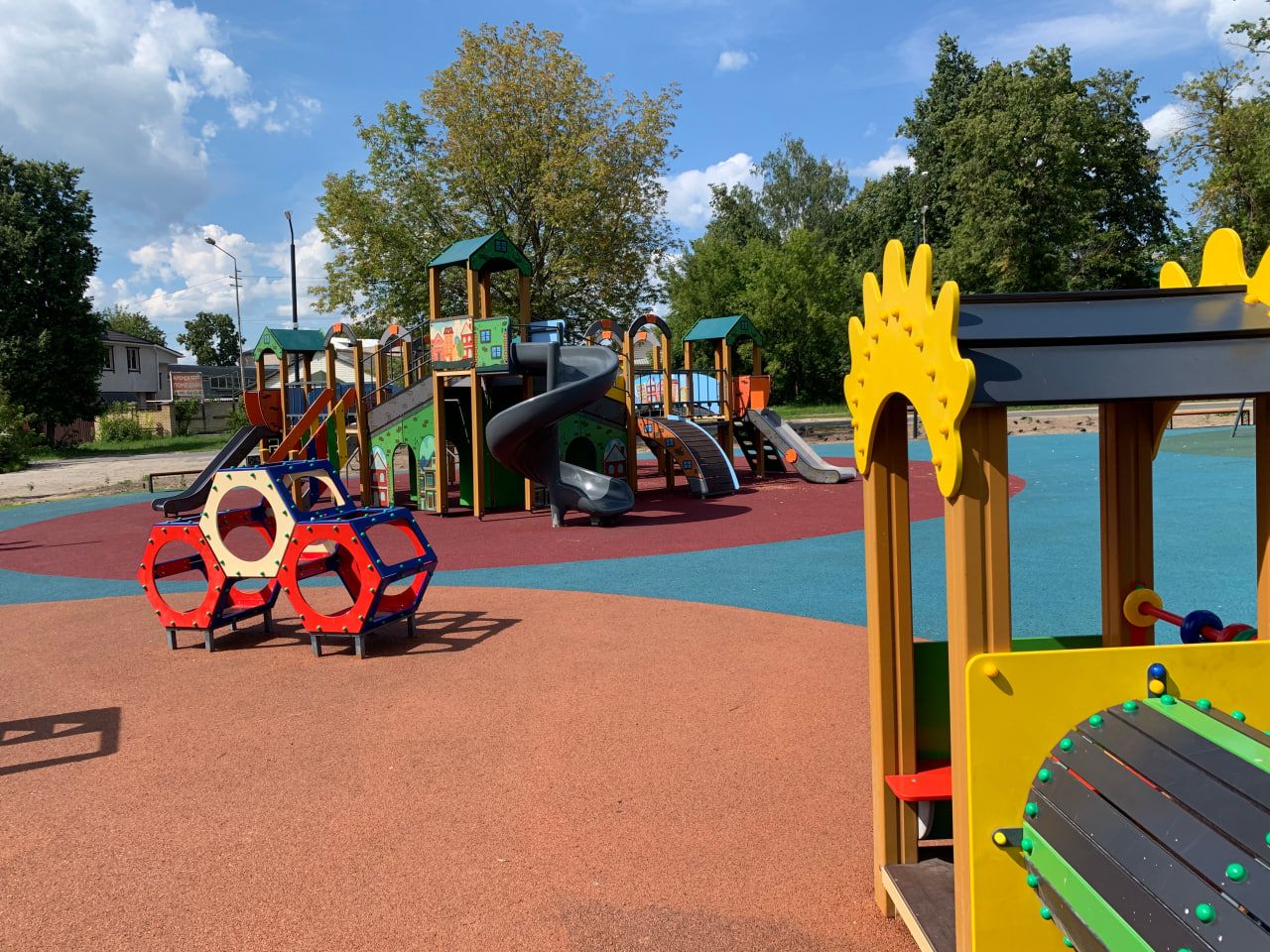 18 млн рублей направлено на создание нового общественного пространства на улице Ульянова в Выксе 18 млн рублей направлено на создание нового общественного пространства на улице Ульянова в Выксе