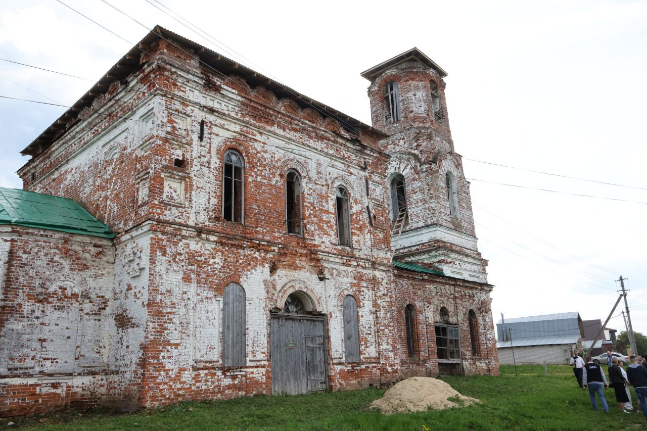 Глеб Никитин поручил продолжить работу по сохранению исторической среды в Пурехе и Чкаловске