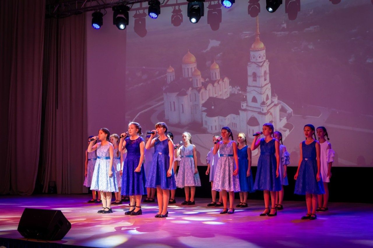 Нижегородские семьи завоевали 12 наград на XVI Форуме-фестивале «Вера. Надежда. Любовь» в Суздале Нижегородские семьи завоевали 12 наград на XVI Форуме-фестивале «Вера. Надежда. Любовь» в Суздале