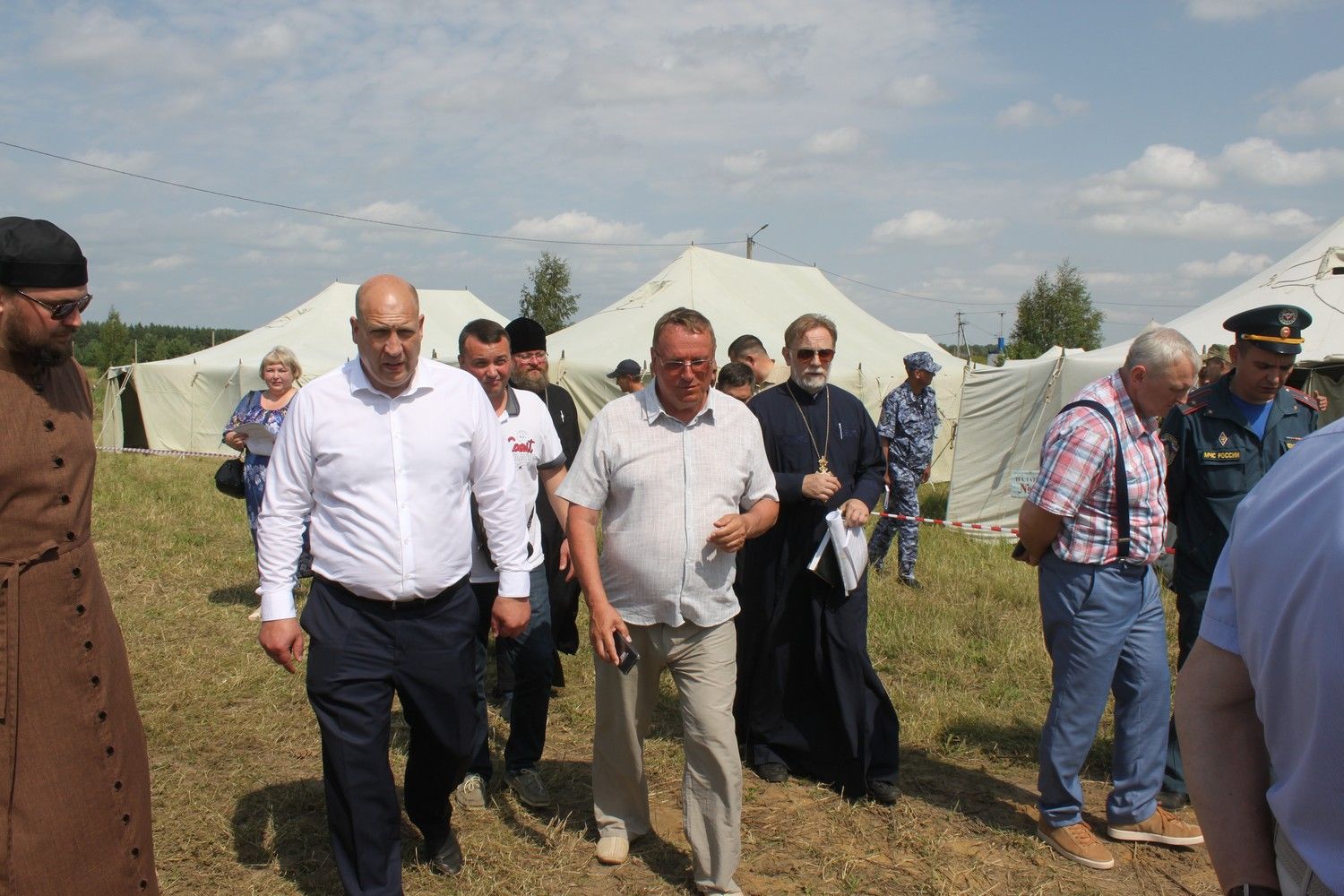 Палаточный городок на 3 000 человек в Дивееве уже готов к приему паломников Палаточный городок на 3 000 человек в Дивееве уже готов к приему паломников
