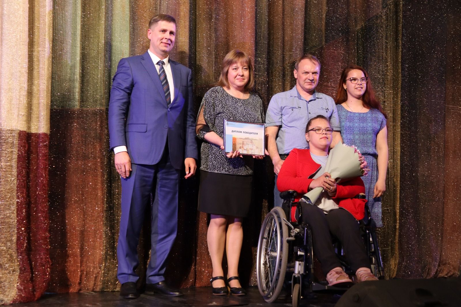 Имена победителей конкурса «Нижегородская семья» были объявлены на  гала-фестивале «Счастье каждой семьи – счастье России!» | Официальный сайт  Правительства Нижегородской области