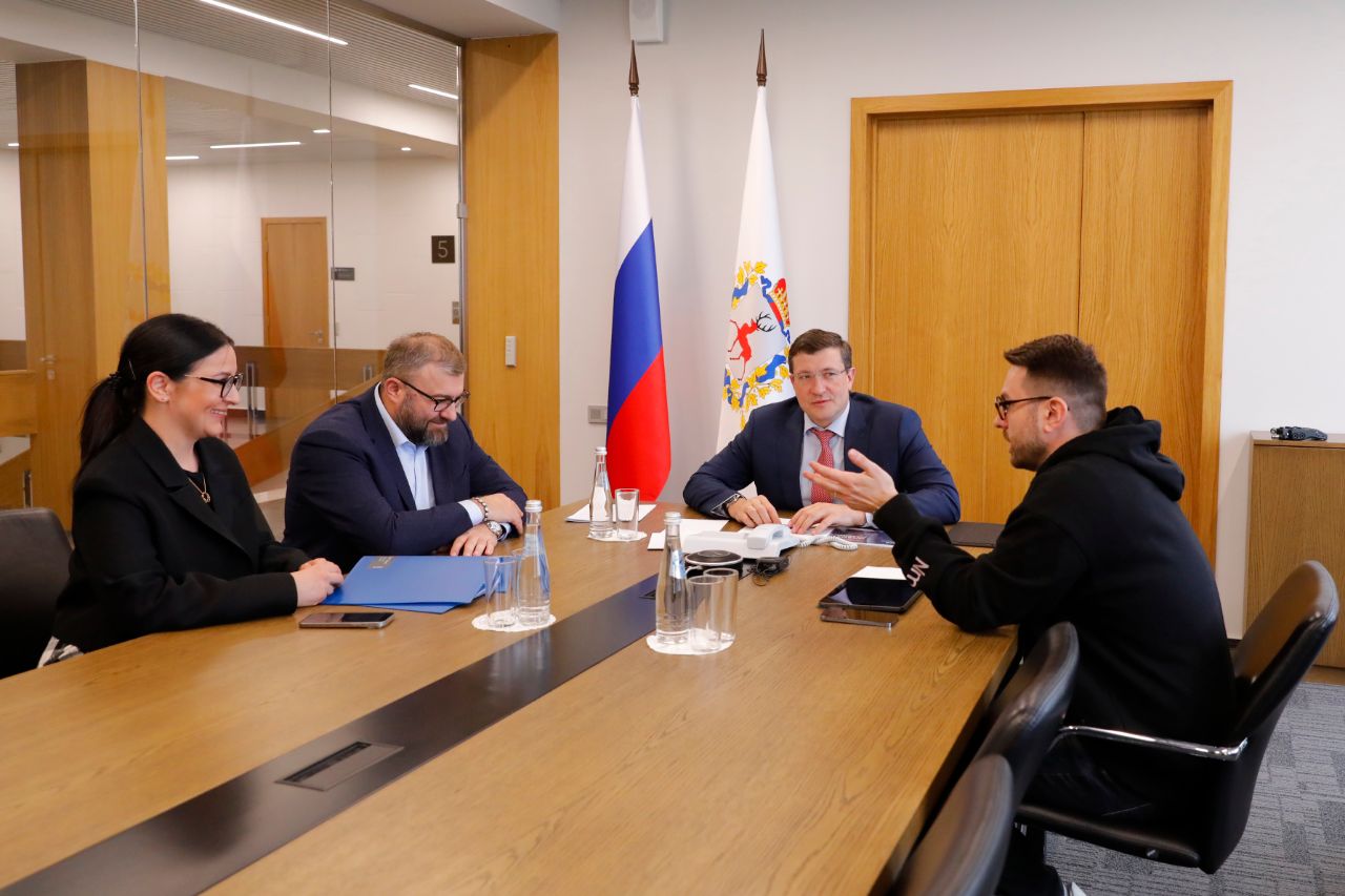 Глеб Никитин встретился с организаторами «Горький fest» Михаилом Пореченковым и Оксаной Михеевой