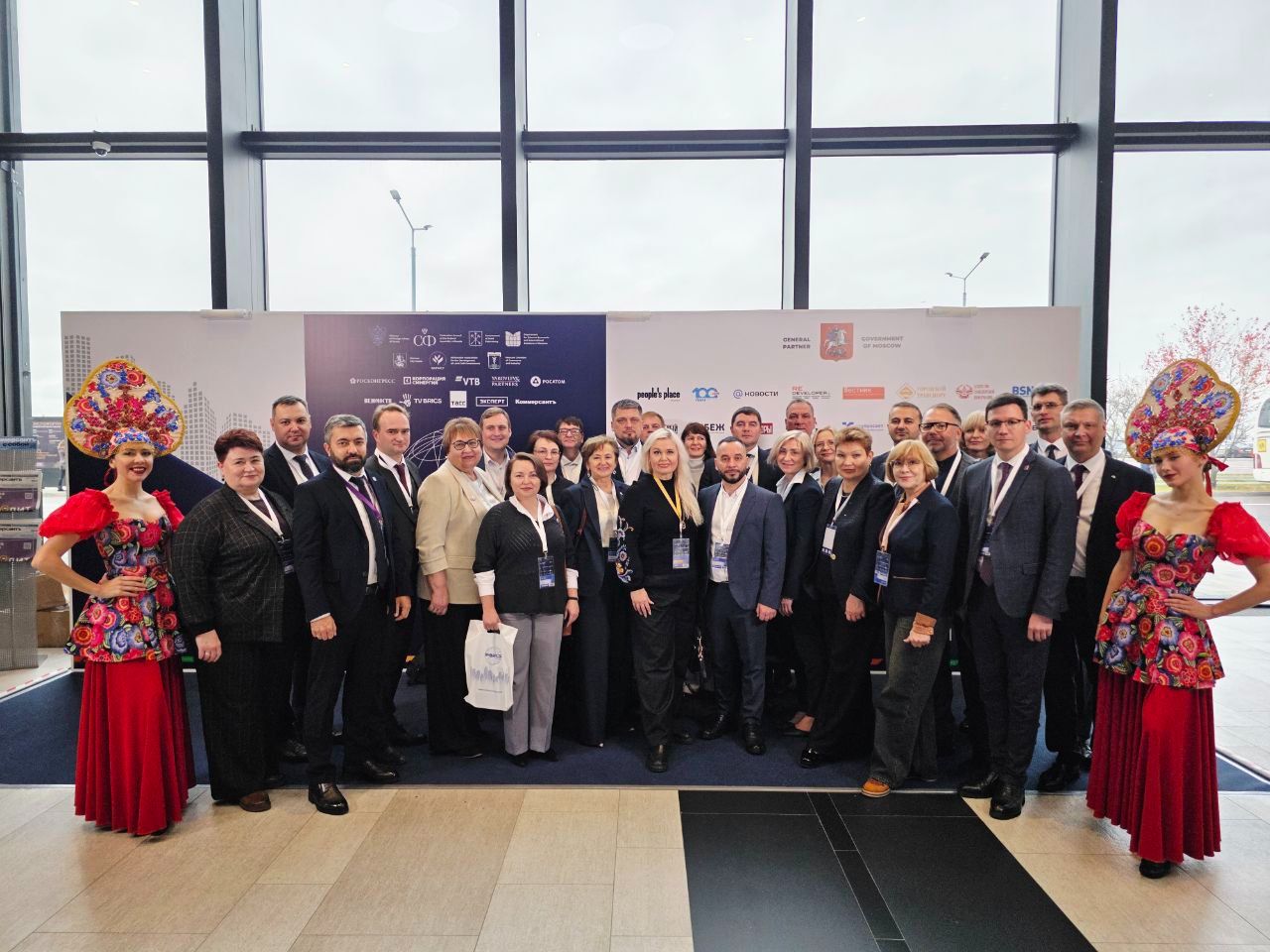 12 нижегородских муниципалитетов обменялись опытом со странами БРИКС на международном муниципальном форуме в Санкт-Петербурге 12 нижегородских муниципалитетов обменялись опытом со странами БРИКС на международном муниципальном форуме в Санкт-Петербурге