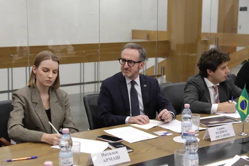 Олег Беркович обсудил перспективы расширения культурного и образовательного сотрудничества с делегацией Бразилии