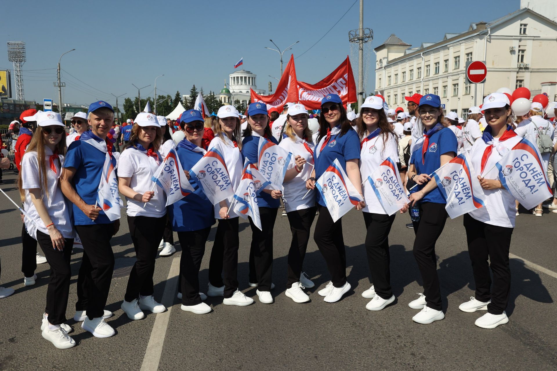 Праздничным парадом открылся День города в Дзержинске | Официальный сайт  Правительства Нижегородской области