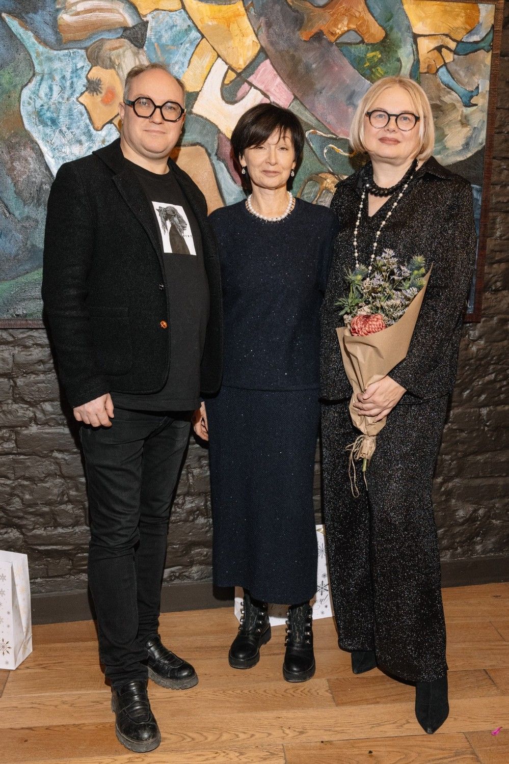 Живопись Наталии Панковой из частных собраний представлена на выставке «Цветное время» в Доме Нижегородской области в Москве