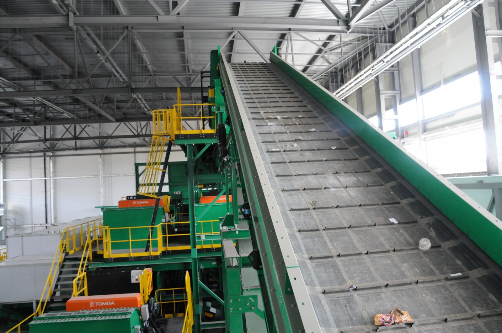 мусоросортировочный полигон. полигон тбо маг-1 нижегородская область. мусороперерабатывающий завод ангарск. тюменский мусоросортировочный завод. мусоросортировочный полигон в саранске.