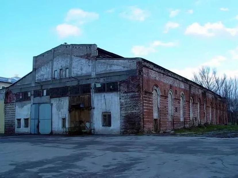 Манеж новгород. Манеж Нижний Новгород Кремль. Манеж в Нижегородском Кремле. Военный манеж Нижегородский Кремль. Кремль 1а манеж Нижний Новгород.