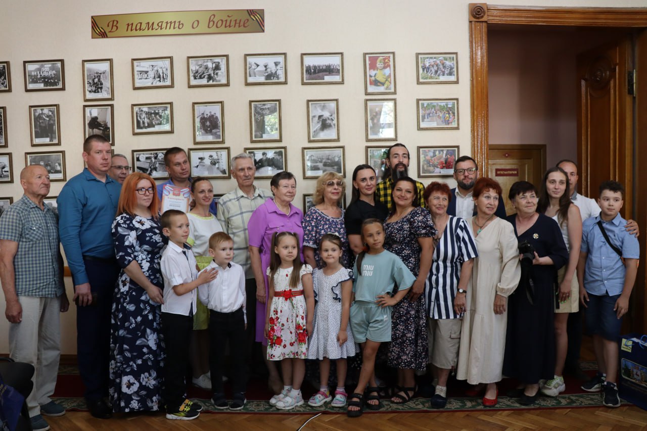 В Нижегородском областном доме ветеранов наградили победителей фотоконкурса  «В память о войне» | Официальный сайт Правительства Нижегородской области