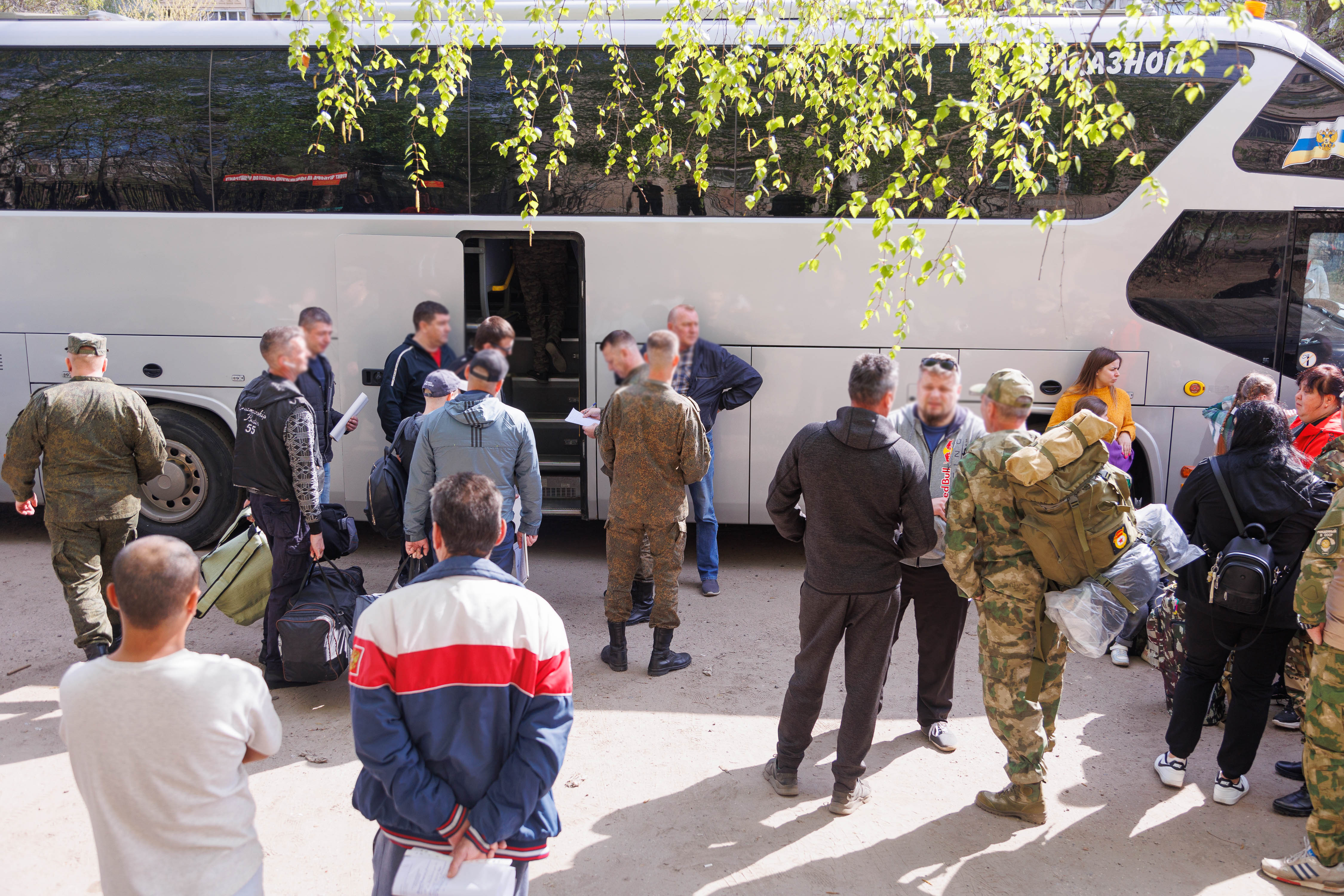 Еще две группы нижегородских добровольцев-контрактников отправились в  воинские части для подготовки к участию в СВО | Официальный сайт  Правительства Нижегородской области