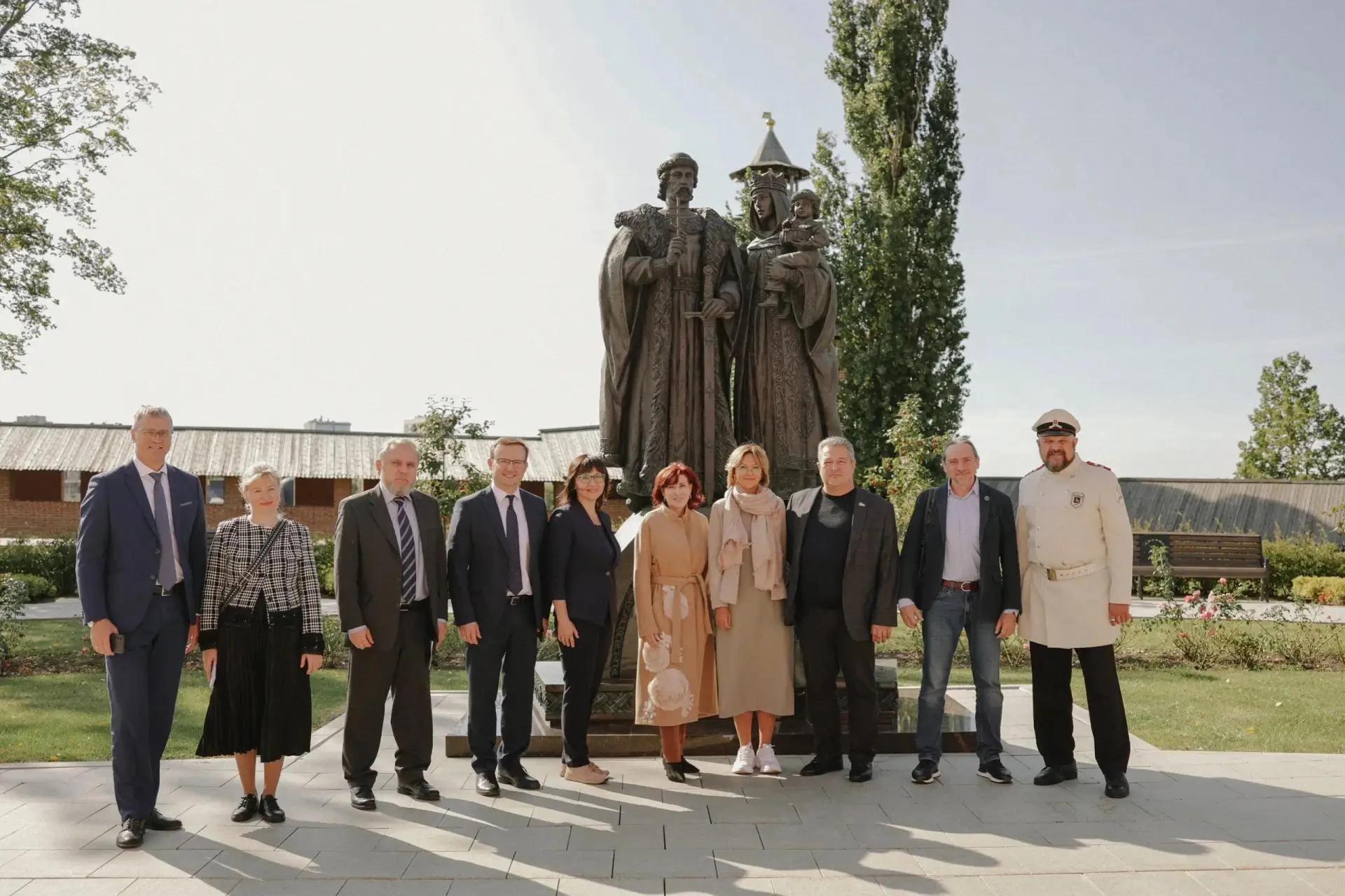 Семейная Эротика В Контакте